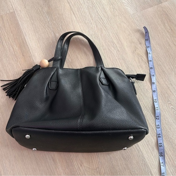 Blush black leather handbag with paisley print interior - Picture 11 of 12